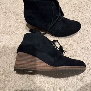 Dr. Scholl's Black Suede Ankle Booties